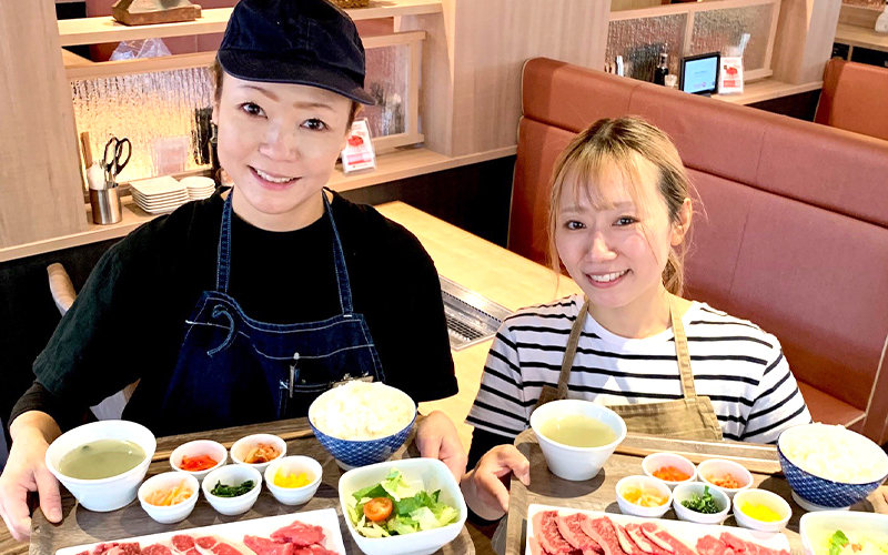 【オープニング／ランチのホール募集】新業態の焼肉＆デザートビュッフェ！≪食事補助あり×未経験OK≫