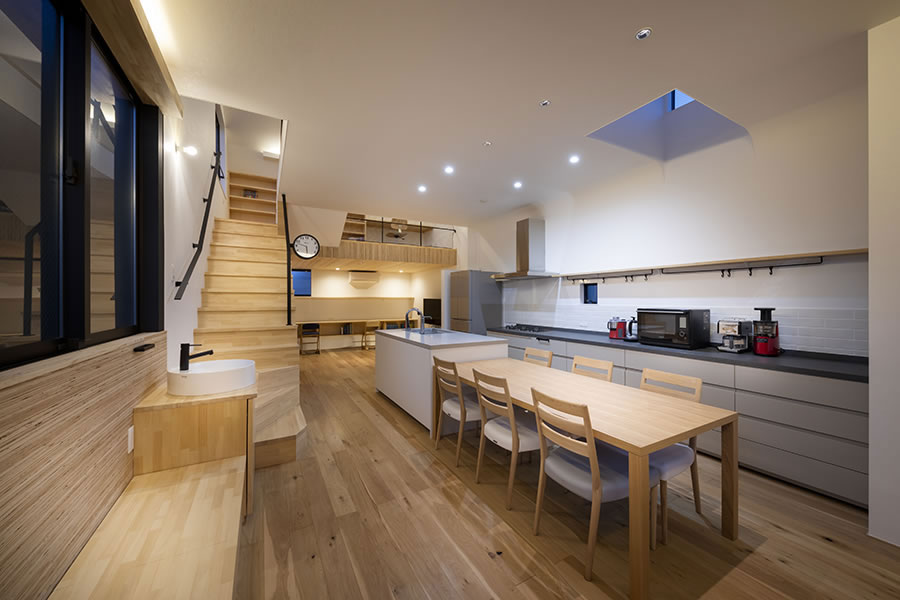 私たちについて